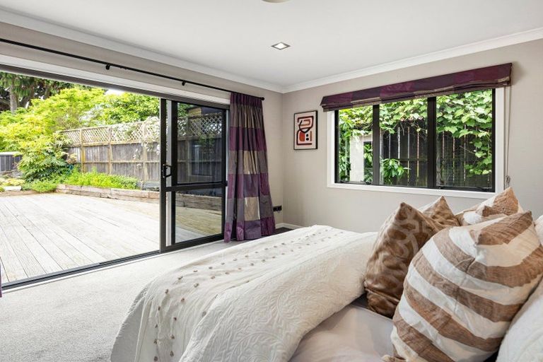 Photo of property in 30 Sandwich Road, St Andrews, Hamilton, 3200