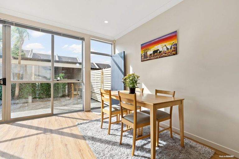 Photo of property in 19 Concepts Way, Flat Bush, Auckland, 2019