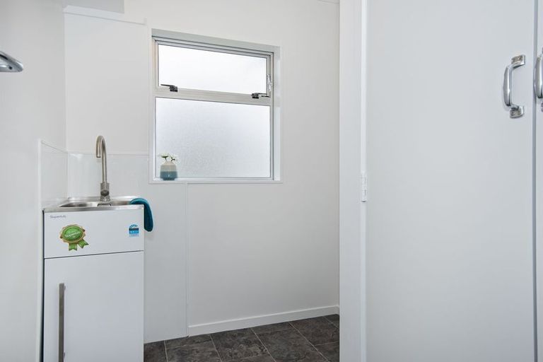 Photo of property in 61a Great North Road, Waipawa, 4210