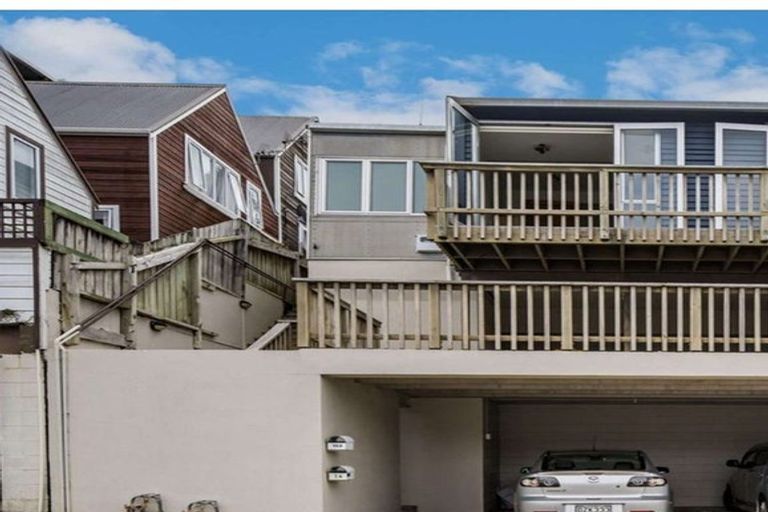 Photo of property in 14 Hanson Street, Mount Cook, Wellington, 6021