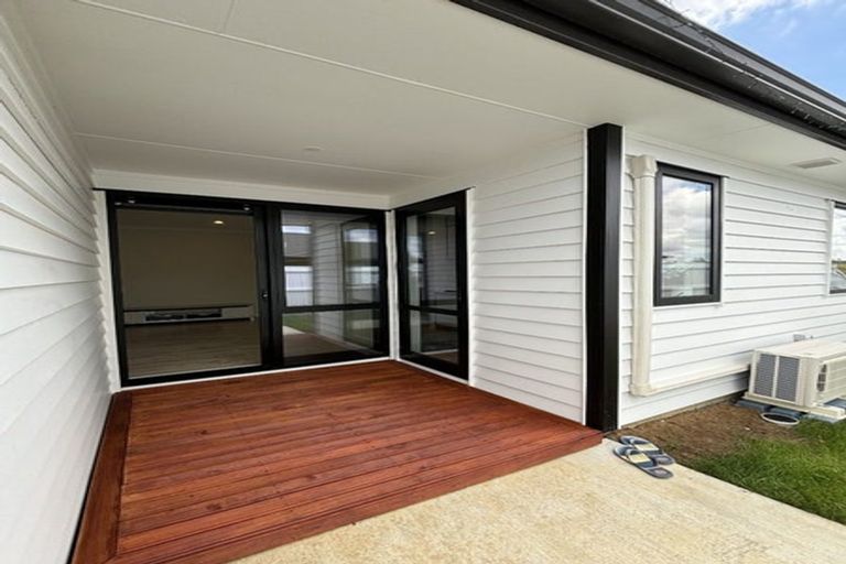 Photo of property in 165 Hitchen Road, Pokeno, 2402