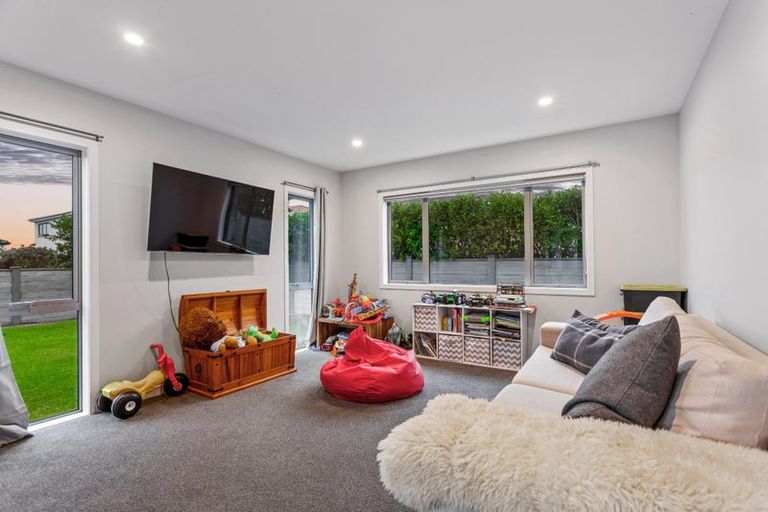 Photo of property in 9a Floyd Road, Riverhead, 0820