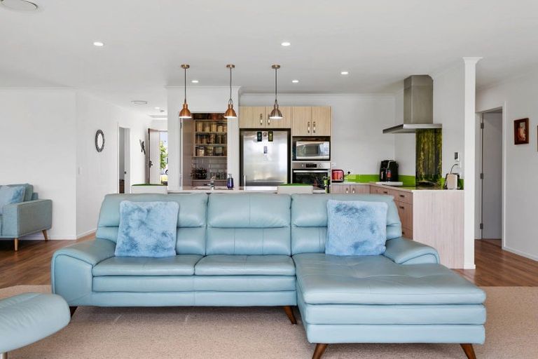 Photo of property in 52 Huka Heights Drive, Rangatira Park, Taupo, 3330