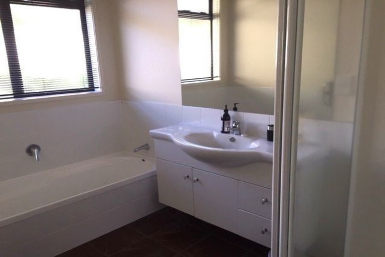 Photo of property in 18 Edwin Grove, Bethlehem, Tauranga, 3110