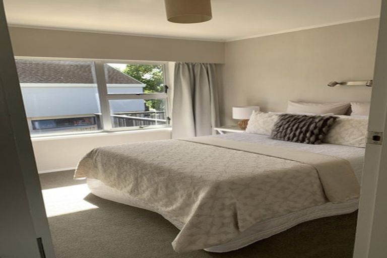 Photo of property in 53 Marellen Drive, Red Beach, 0932