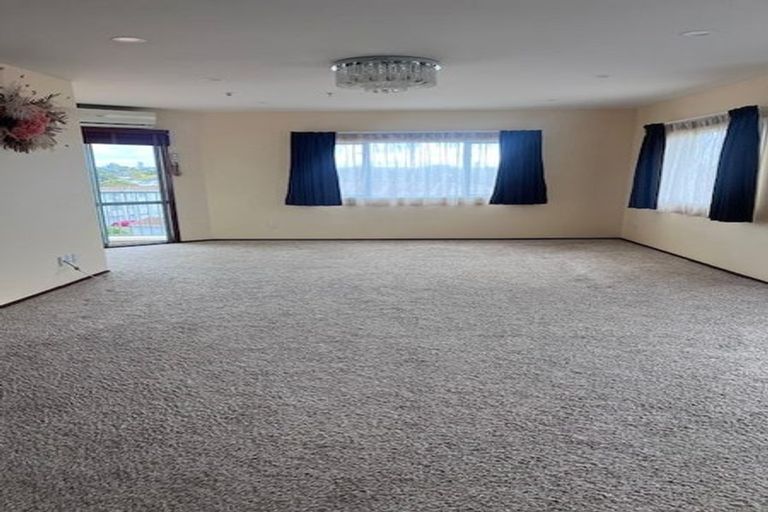 Photo of property in Ellerslie Court, 2/3c Harrison Road, Mount Wellington, Auckland, 1060