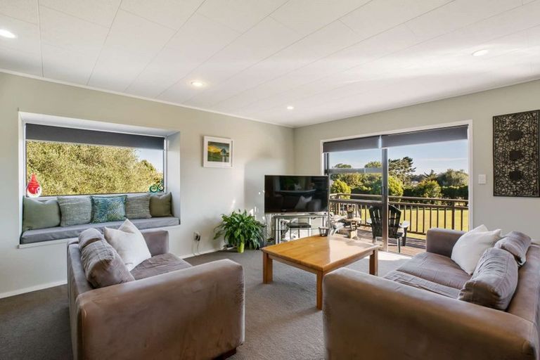 Photo of property in 90a Victoria Avenue, Waiuku, 2123