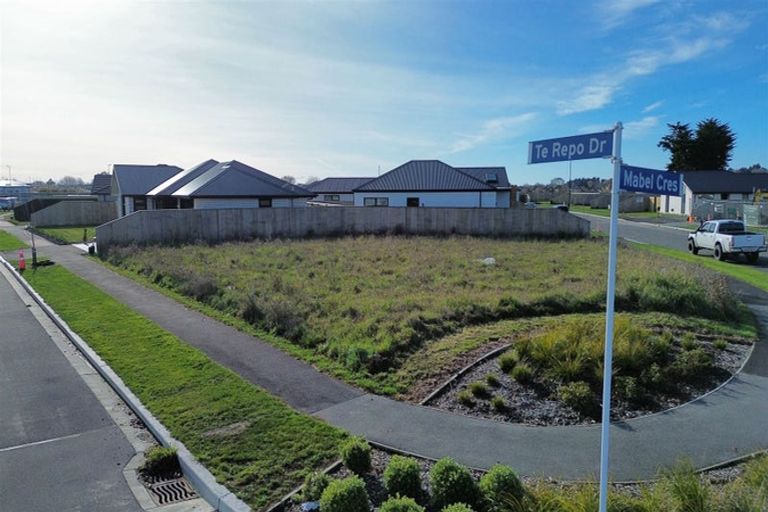 Photo of property in 1 Mabel Crescent, Halswell, Christchurch, 8025