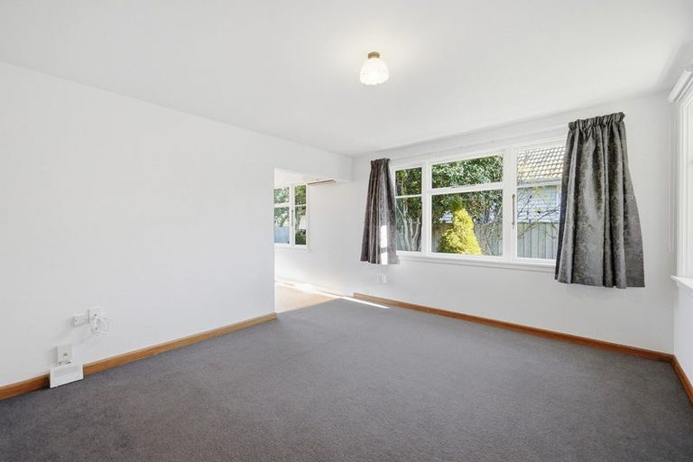 Photo of property in 145 Langdons Road, Northcote, Christchurch, 8052