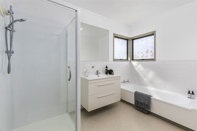 Photo of property in 181 Hobsonville Road, Hobsonville, Auckland, 0618