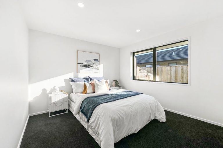 Photo of property in 2 Pitchford Lane, Rolleston, 7614