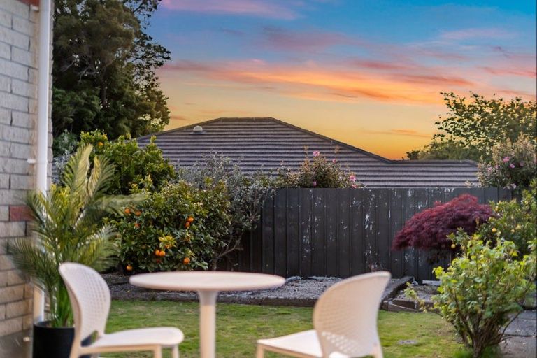 Photo of property in 8 Cruickshank Road, Clouston Park, Upper Hutt, 5018