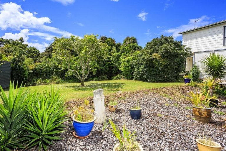 Photo of property in 225 Manuka Road, Bayview, Auckland, 0629