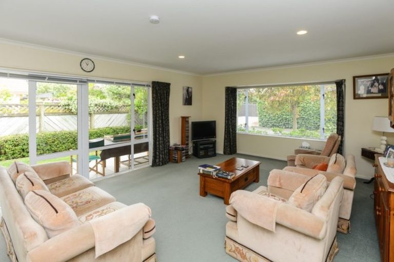 Photo of property in 525a Main North Road, Bay View, Napier, 4104