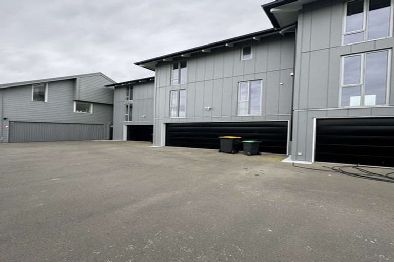 Photo of property in 6/246 Marine Parade, New Brighton, Christchurch, 8061