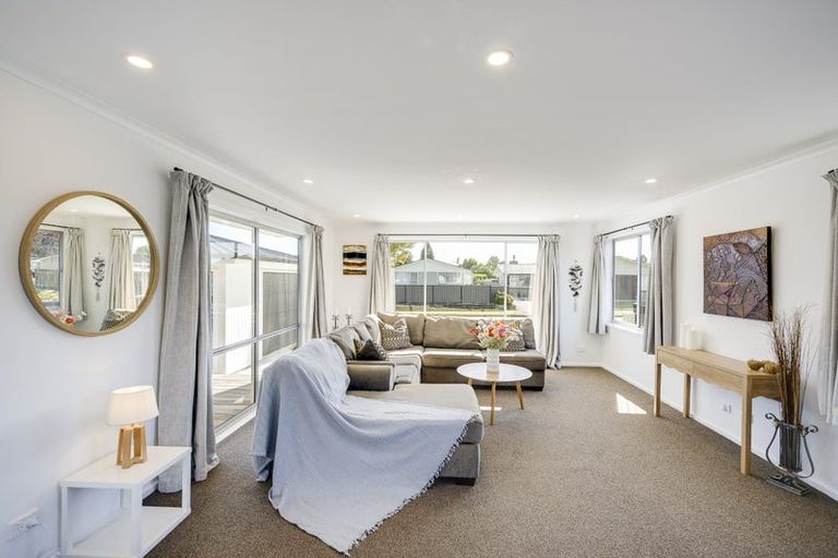Photo of property in 23 Laurent Place, Greenmeadows, Napier, 4112