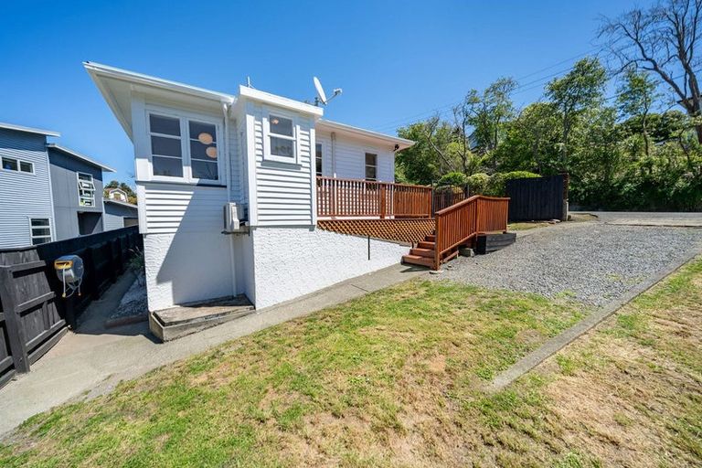 Photo of property in 12 Glenside Road, Glenside, Wellington, 6037