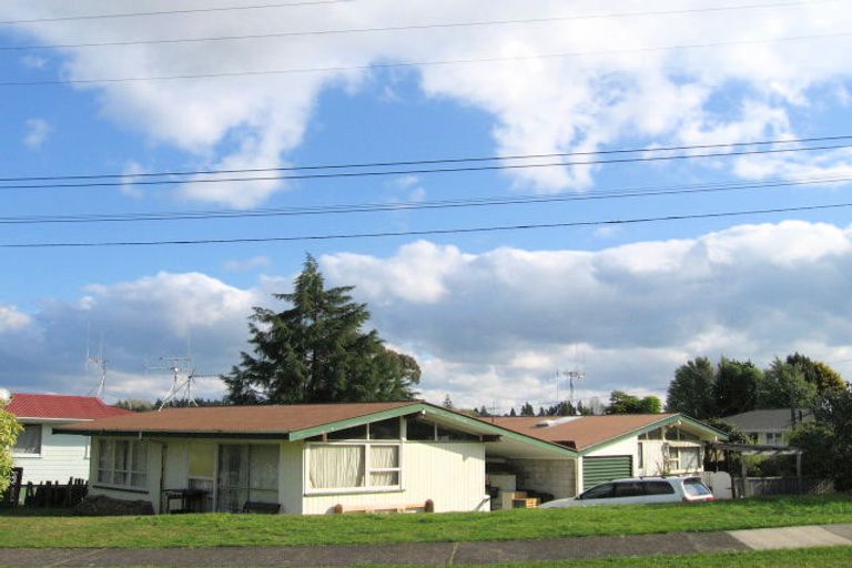 Photo of property in 8a Carlton Street, Bellevue, Tauranga, 3110