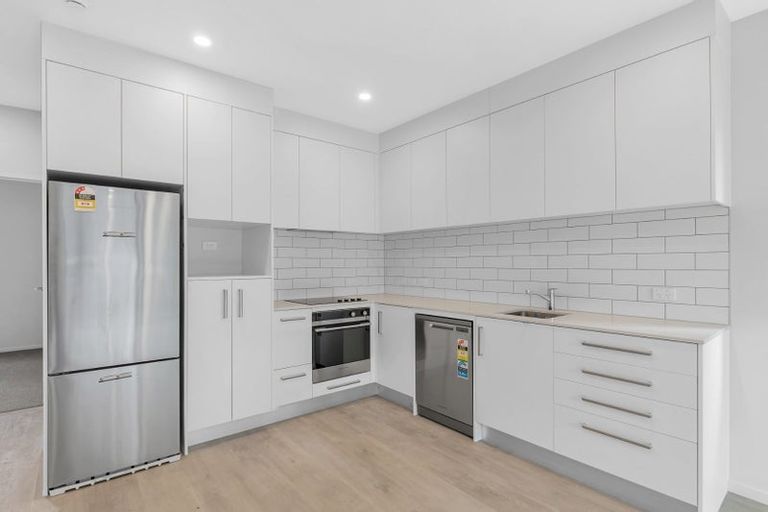 Photo of property in 101/2a Matatiki Street, Northcote, Auckland, 0627