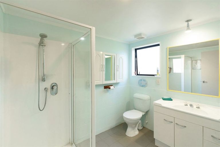 Photo of property in 12 Pohutukawa Crescent, Raumati Beach, Paraparaumu, 5032