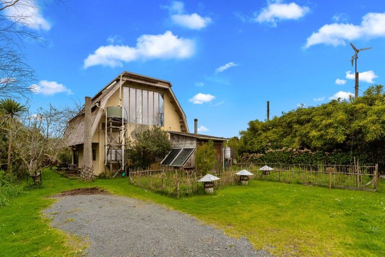 Photo of property in 110 Gibbons Road, Kaiwaka, 0573