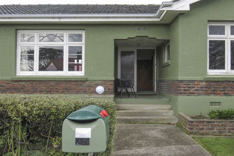 Photo of property in 25 Beatty Street, Strathern, Invercargill, 9812