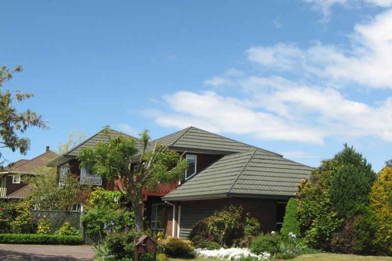 Photo of property in 27 Cherrywood Place, Redwood, Christchurch, 8051