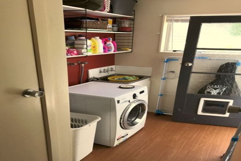 Photo of property in 3 Ayton Drive, Whitby, Porirua, 5024