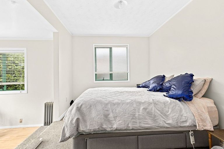 Photo of property in 10 Tapu Road, Huapai, Kumeu, 0810