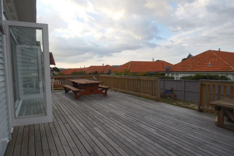 Photo of property in 3 Cochrane Road, Hobsonville, Auckland, 0616