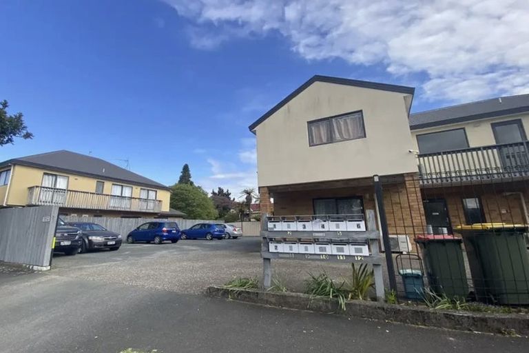 Photo of property in 2 Vine Street, Hillcrest, Hamilton, 3216