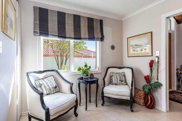 Photo of property in 10 Glentui Place, Waikawa, Picton, 7220