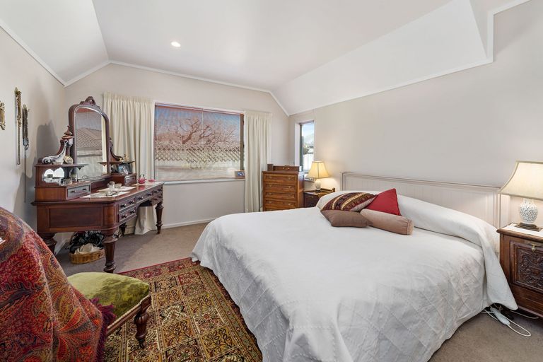 Photo of property in 2/89 Harvey Street, Waipahihi, Taupo, 3330