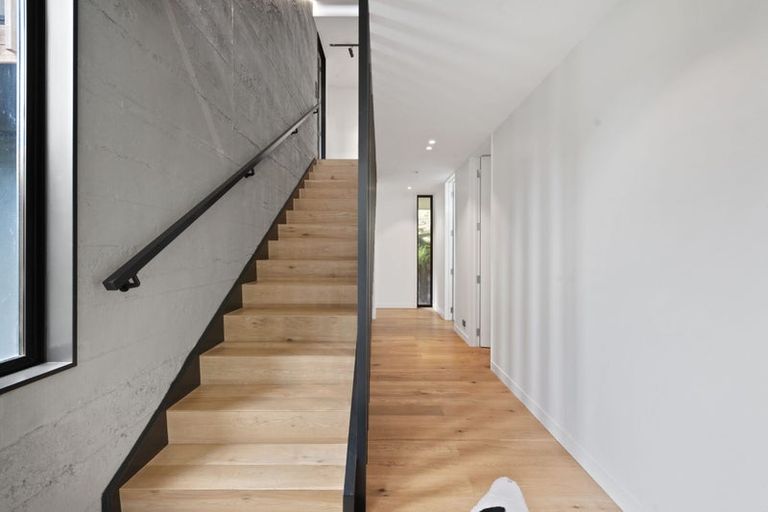 Photo of property in 61 Evelyn Road, Cockle Bay, Auckland, 2014