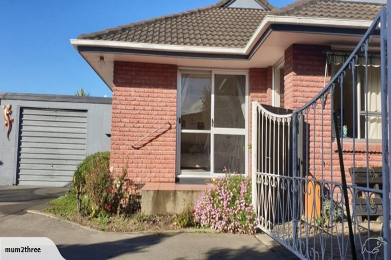 Photo of property in 1/238a Bower Avenue, North New Brighton, Christchurch, 8083