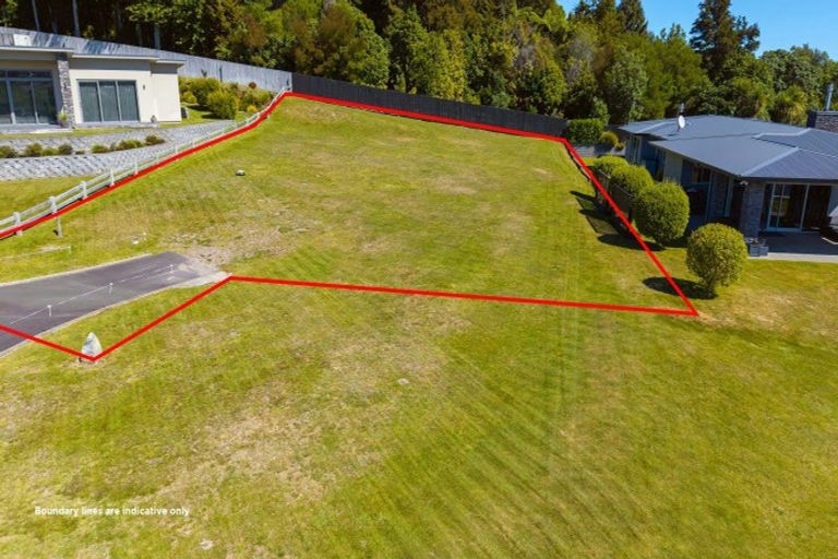 Photo of property in 11 Azalea Lane, Waipahihi, Taupo, 3330