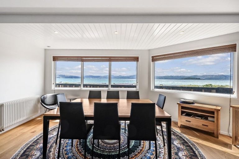 Photo of property in 133 Marine Parade, Eastbourne, Lower Hutt, 5013