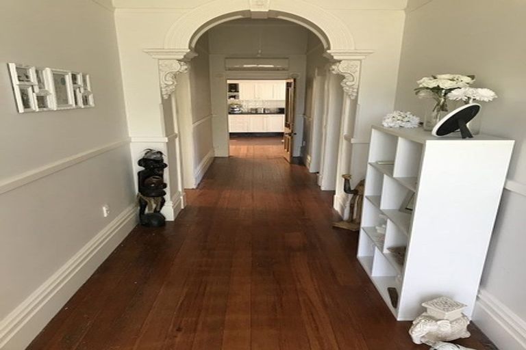 Photo of property in 39 Oxley Avenue, St Albans, Christchurch, 8014