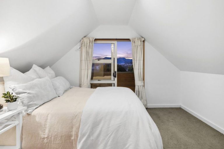 Photo of property in 81 Meadowstone Drive, Wanaka, 9305