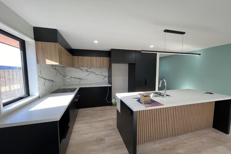 Photo of property in 35 Cousins Street, Woodend, 7691