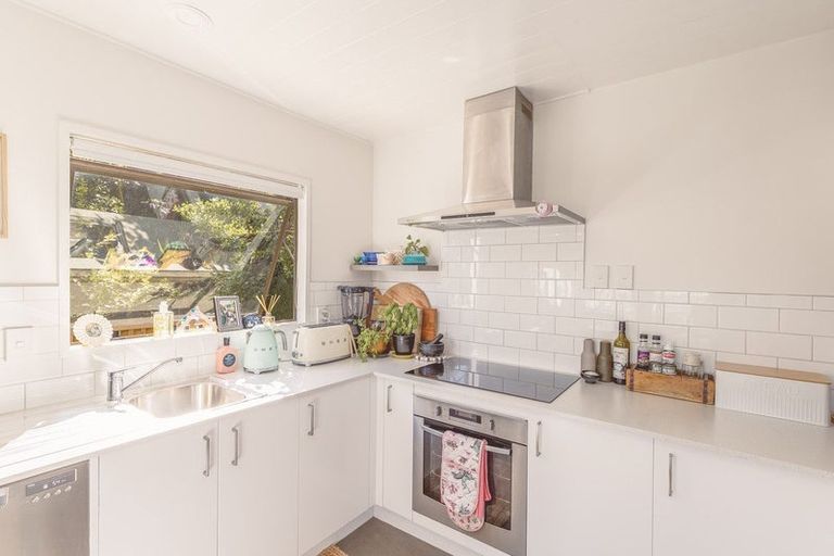 Photo of property in 1/8 Hobday Lane, Mount Pleasant, Christchurch, 8081