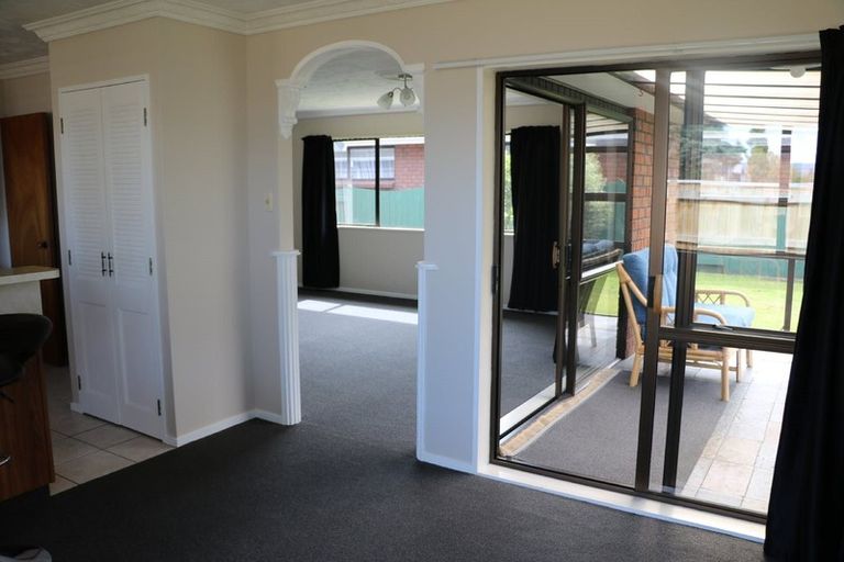 Photo of property in 17 Mcarthur Street, Terrace End, Palmerston North, 4410