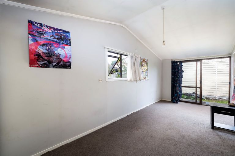 Photo of property in 23 Lochee Road, Upper Riccarton, Christchurch, 8041