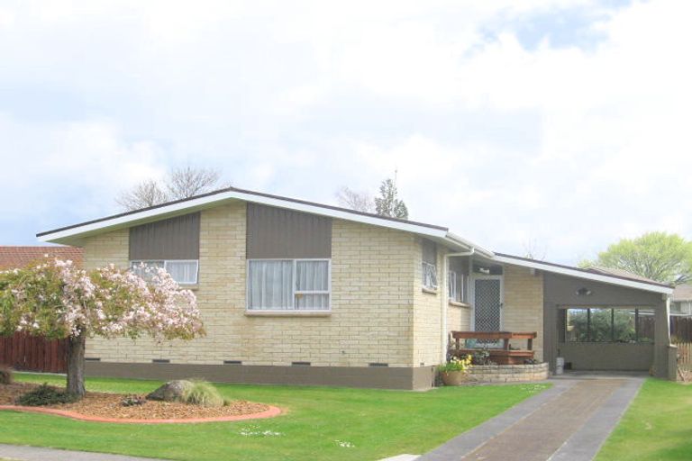 Photo of property in 3 Amun Place, Pomare, Rotorua, 3015