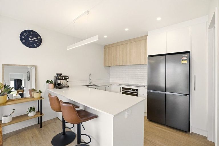 Photo of property in 35 Skibbereen Drive, Halswell, Christchurch, 8025