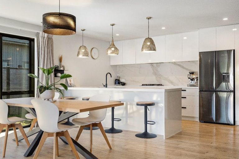 Photo of property in 13 Wheat Street, Jacks Point, Queenstown, 9371