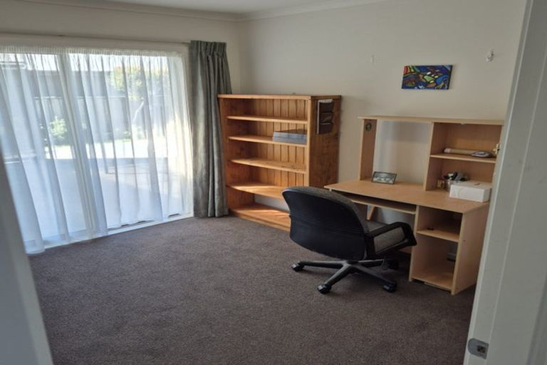 Photo of property in 19 Dal Din Drive, Otaki, 5512