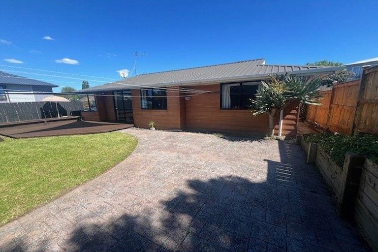 Photo of property in 88 Union Road, Howick, Auckland, 2014