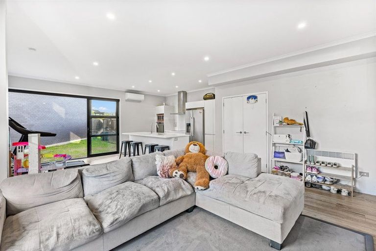 Photo of property in 13 Te Aho Matua Road, Hobsonville, Auckland, 0616