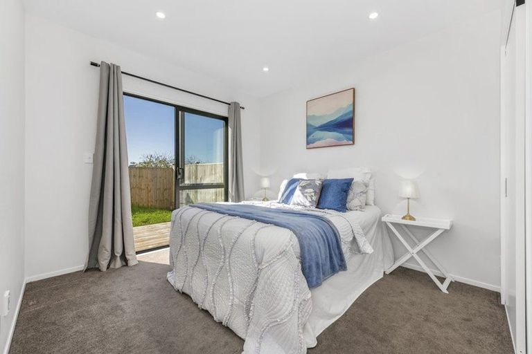 Photo of property in 8 Frontier Lane, Flat Bush, Auckland, 2019